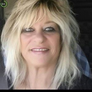 Meet your Posher, Karalyn